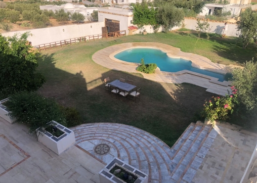 A vendre à hammamet (Monchar) villa S+4 - Bien immobilier à {"id":16,"country_id":219,"name":"NABEUL","slug":"nabeul"} - Image 2 - Agence Immobilière Maison Plus Elite