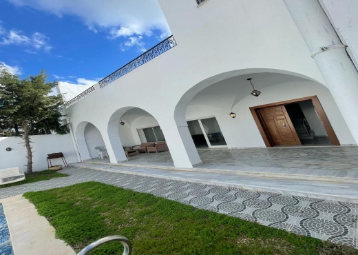 A vendre a Hammamet zone théâtre une villa s+4 - Bien immobilier à {"id":16,"country_id":219,"name":"NABEUL","slug":"nabeul"} - Agence Immobilière immo\'in