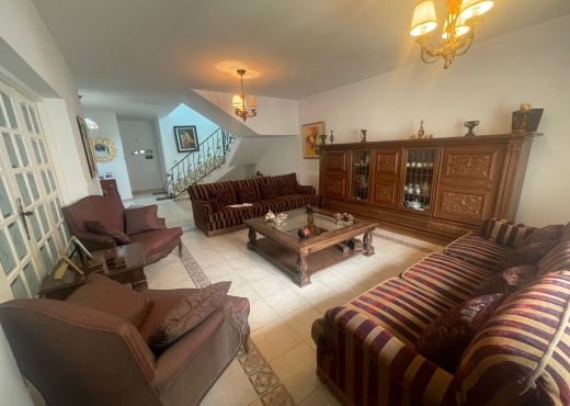 A vendre à Hammamet une villa S+4 de 300m²/440m² d - Bien immobilier à {"id":16,"country_id":219,"name":"NABEUL","slug":"nabeul"} - Image 2 - Agence Immobilière Maison Plus Elite