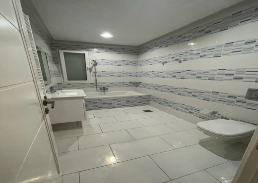 A vendre a Hammamet zone théâtre une villa s+4 - Bien immobilier à {"id":16,"country_id":219,"name":"NABEUL","slug":"nabeul"} - Image 4 - Agence Immobilière Maison Plus Elite